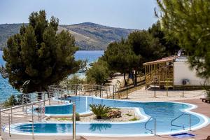 14006_Belvedere_Trogir_Pool_sea-view111