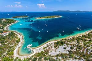 3 island tour slika