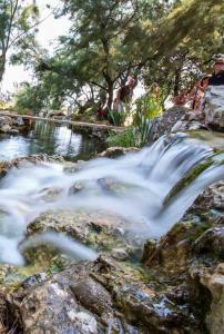12-Solaris-Dalmatian-Ethno-Village-lake